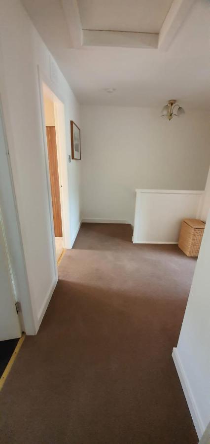 No 11 3 Bed Serviced Appartment Town Centre Girvan Exteriör bild