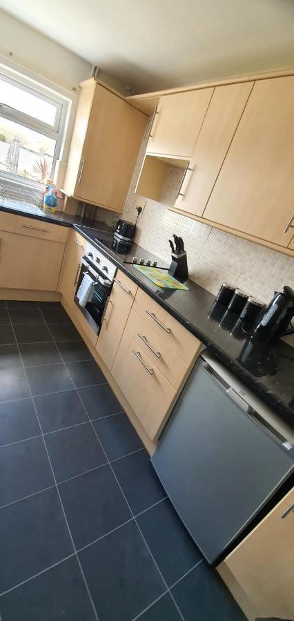 No 11 3 Bed Serviced Appartment Town Centre Girvan Exteriör bild